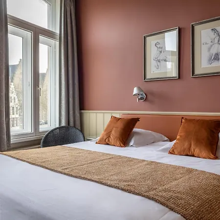 Ter Duinen Hotel 3*
